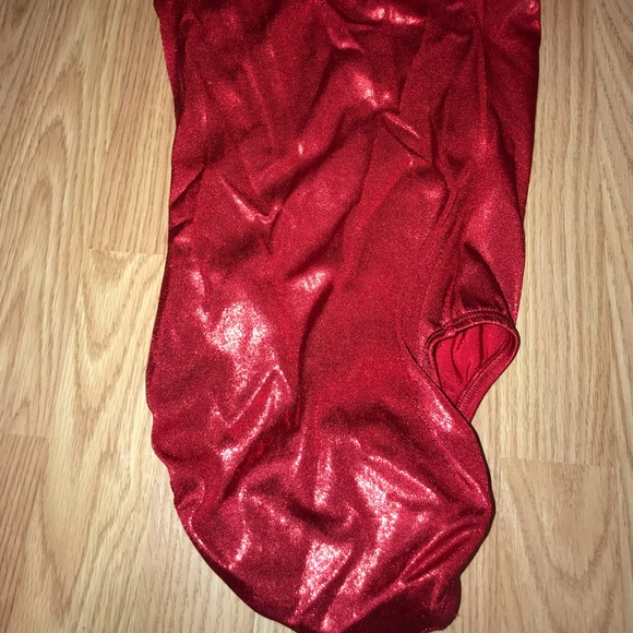 CUTE RED GK LEO - Picture 2 of 3